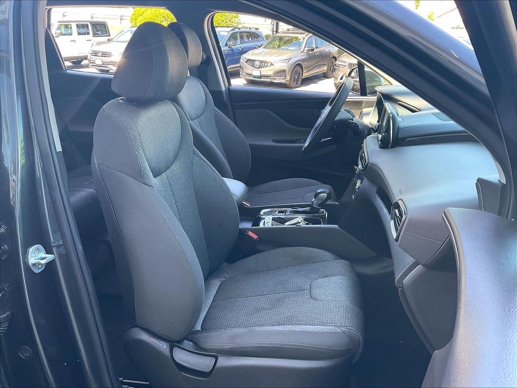 2020 Hyundai Santa Fe — photo 10