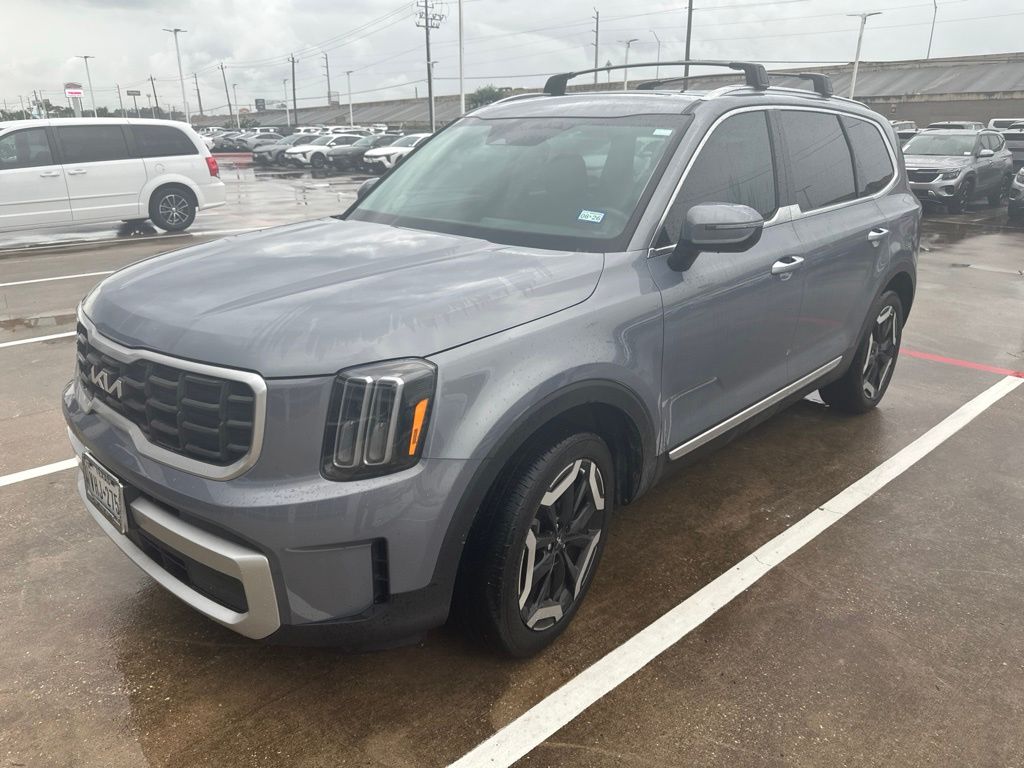 2024 Kia Telluride S Silver at Bayshore Chrysler Jeep Dodge Ram