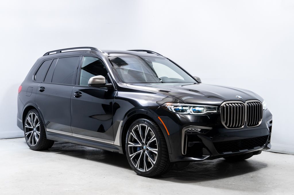 Used 2022 Black BMW M50i image 9