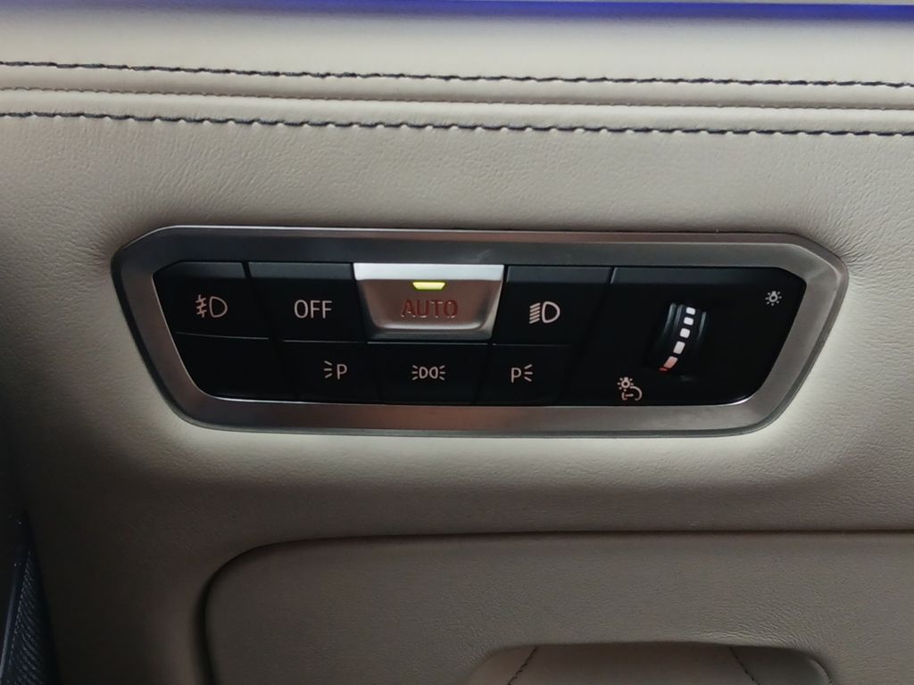 Used Car 2022 Bmw X7  Xdrive40i For Sale Under $50,000 In Austin, Texas