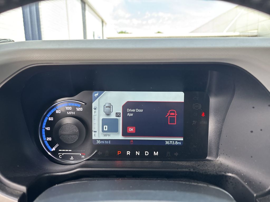 Used 2022 Chili Pepper Red Ford Badlands image 10