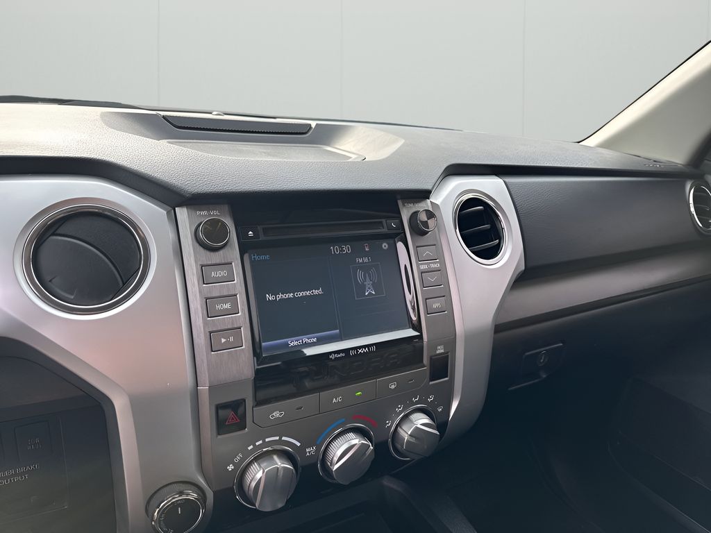 Used Car 2018 Toyota Tundra  Sr5 For Sale Under $35,000 In Austin, Texas