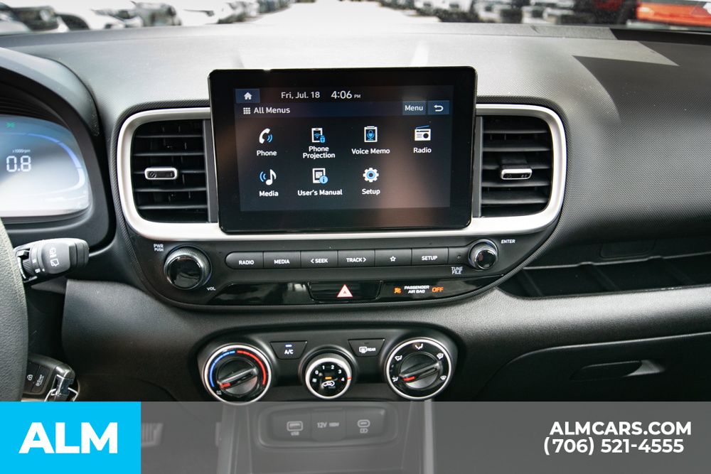 2025 Hyundai Venue SE photo 15