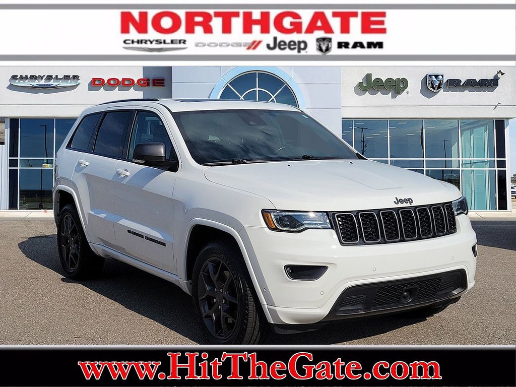 Bright White Clearcoat 2021 Jeep Grand Cherokee SUV / Crossover Four-Wheel Drive 8-Speed Automatic
