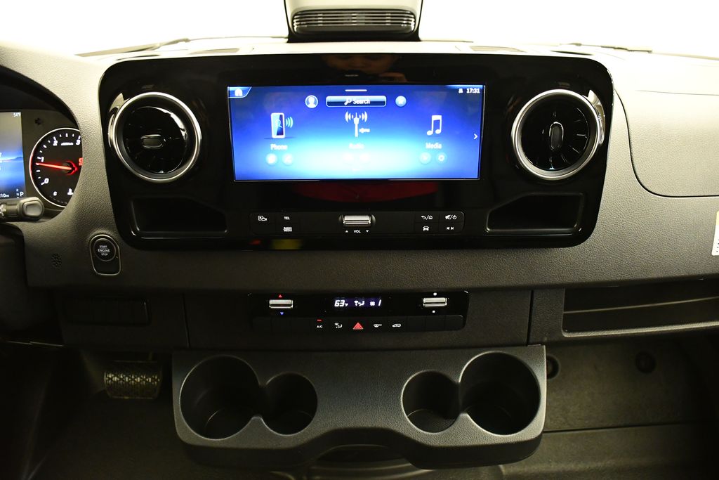 2025 Mercedes-Benz Sprinter 2500 20