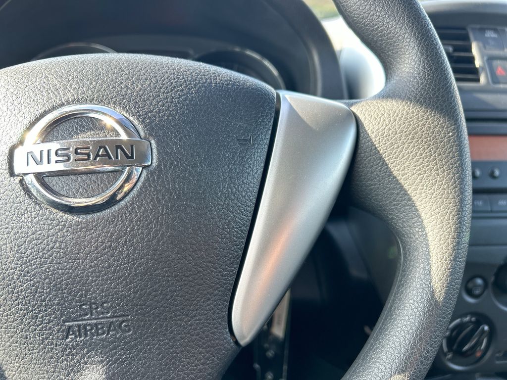 Thumbnail: 2015 Nissan Versa Note - 24