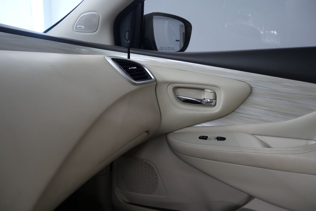 Thumbnail: 2017 Nissan Murano - 22