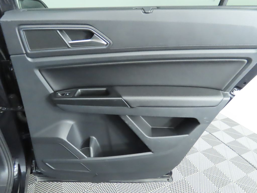 Thumbnail: 2019 Volkswagen Atlas - 29