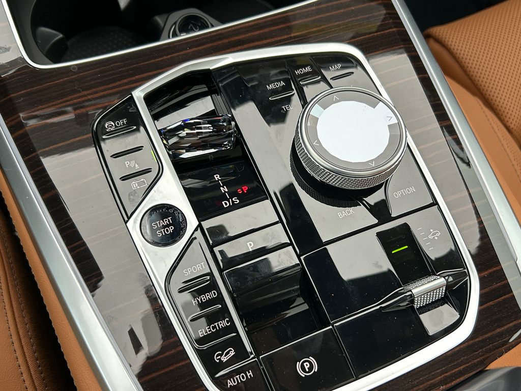 Thumbnail: 2026 BMW X5 - 28