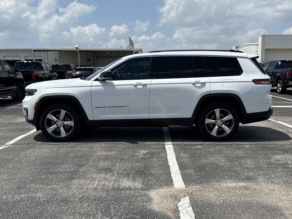 2021 Jeep Grand Cherokee L Limited White at Mac Haik CDJR North Houston