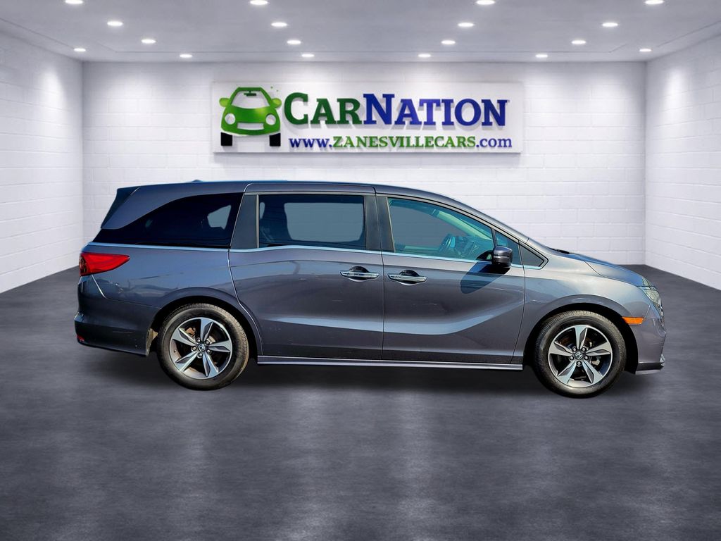 2019 Honda Odyssey Touring - Image 3