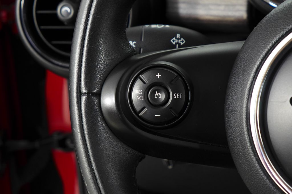 Thumbnail: 2016 MINI Cooper - 30