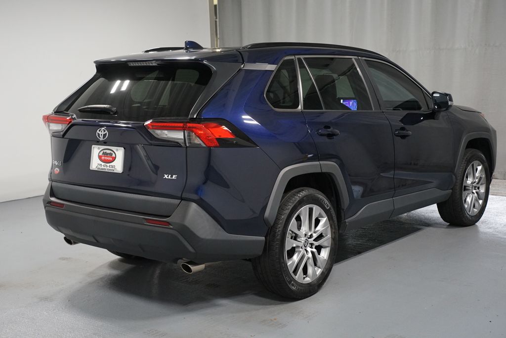 Thumbnail: 2023 Toyota RAV4 - 8
