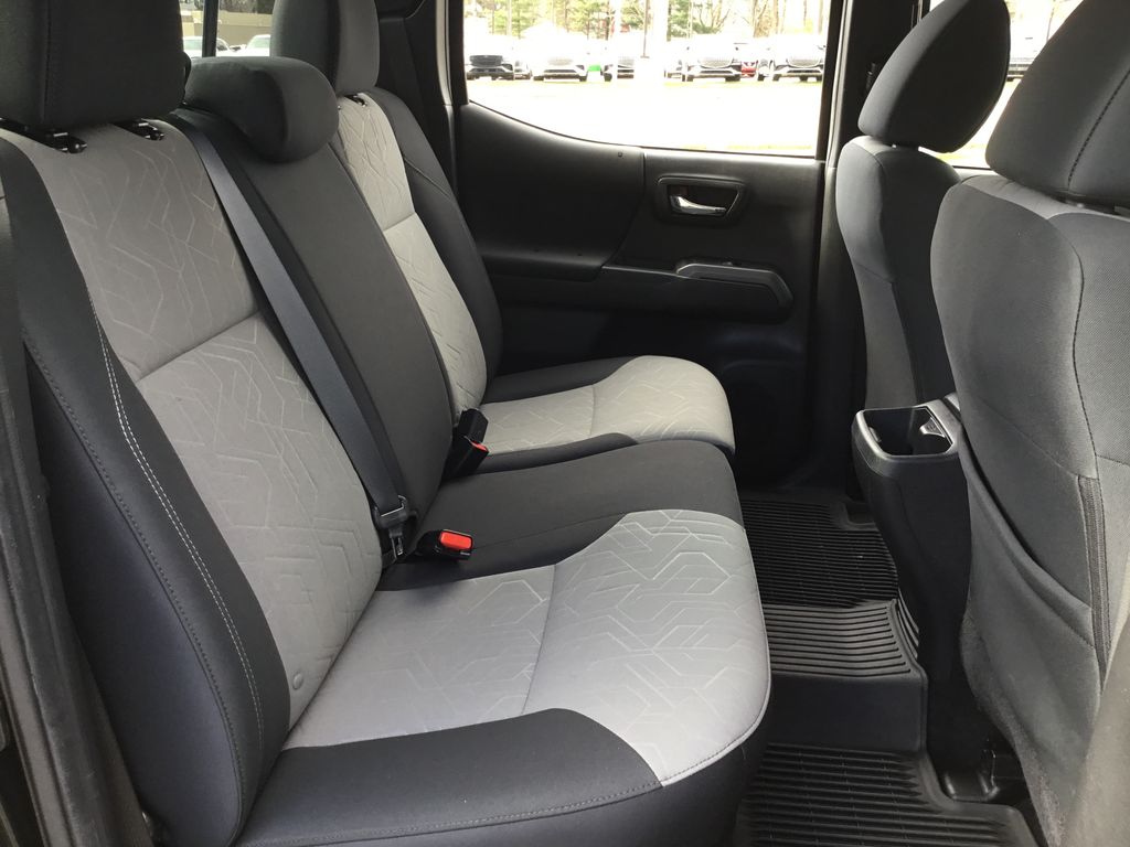 Thumbnail: 2023 Toyota Tacoma - 15