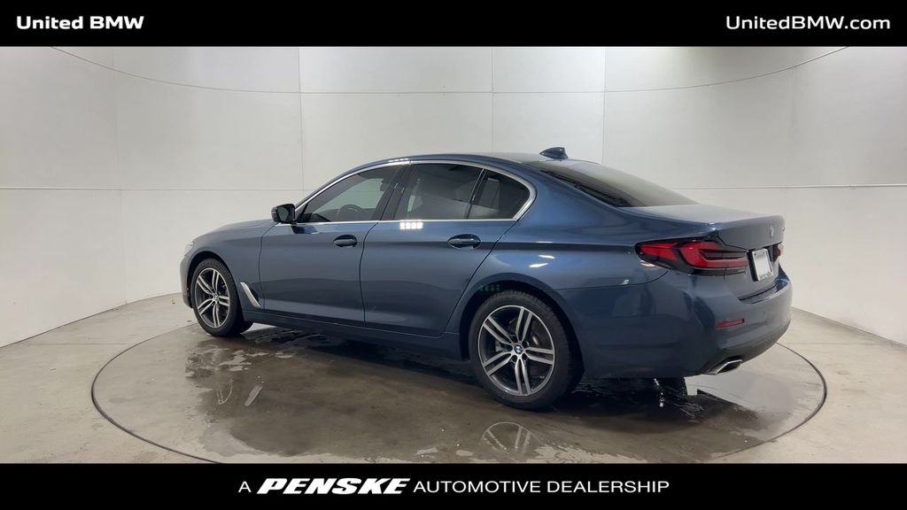 Thumbnail: 2023 BMW 5 Series - 6