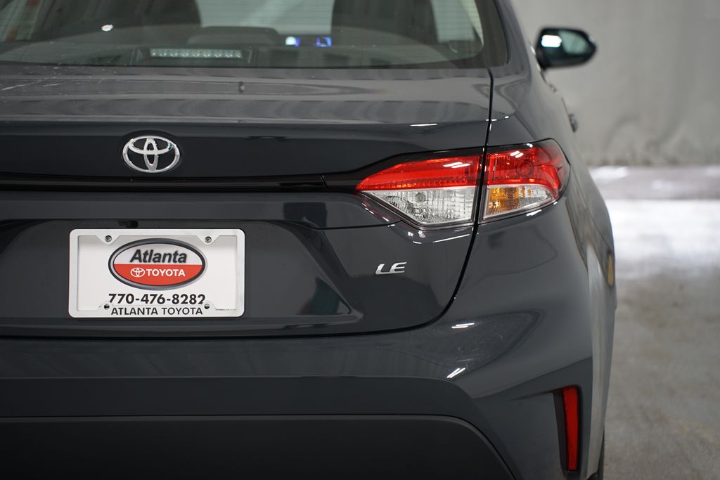 2025 Toyota Corolla LE 10