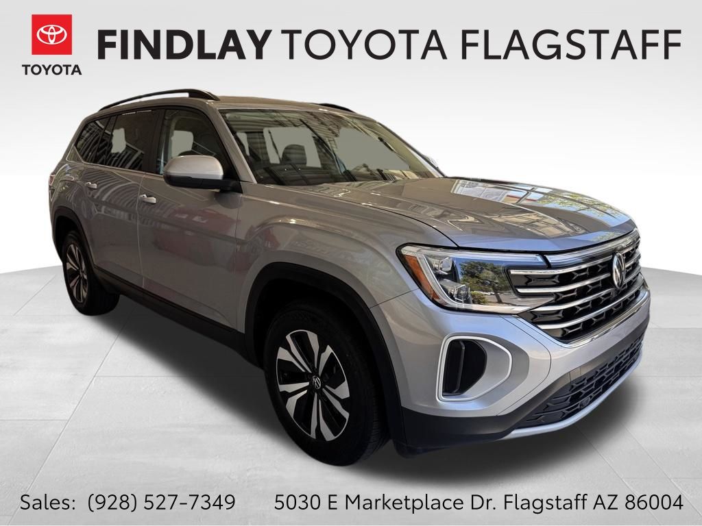 Silver Mist Metallic 2024 Volkswagen Atlas SE 4Motion SUV / Crossover All-Wheel Drive 8-Speed Automatic