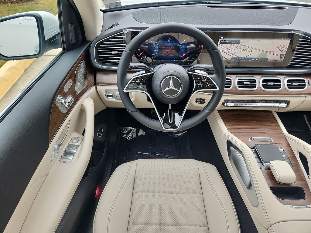 Thumbnail: 2026 Mercedes-Benz GLE - 7