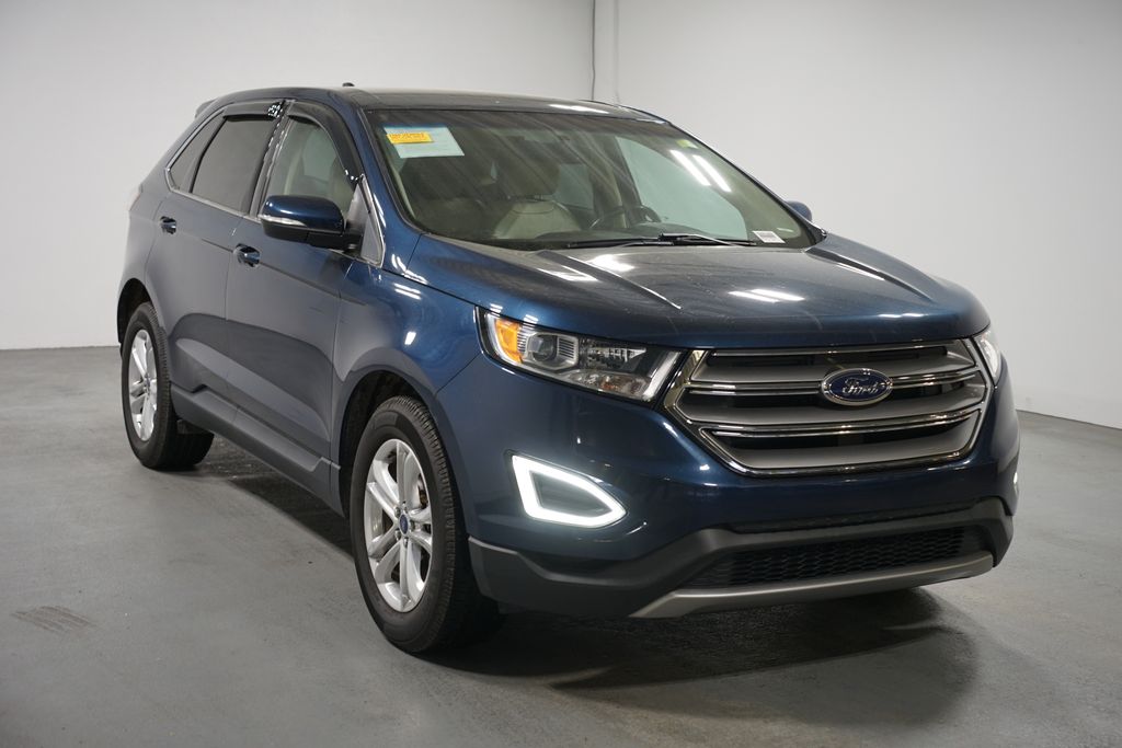 Thumbnail: 2017 Ford Edge - 3