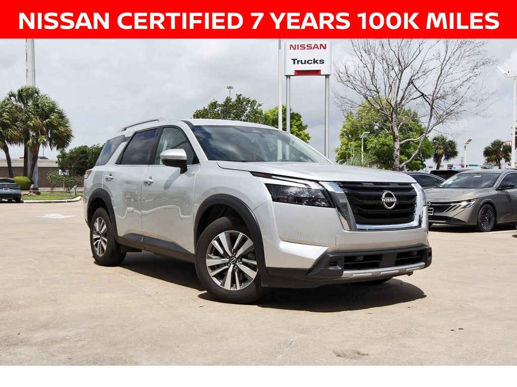 Brilliant Silver Metallic 2025 Nissan Pathfinder SUV / Crossover All-Wheel Drive 9-Speed Automatic