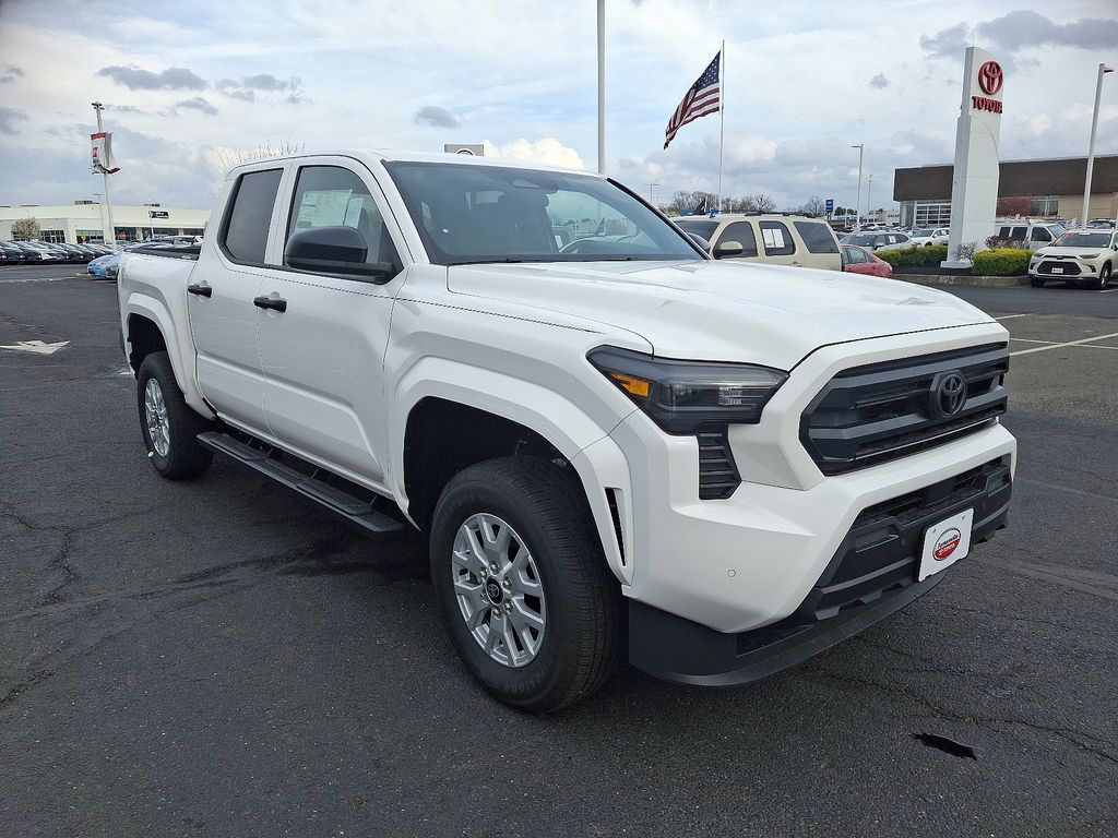 2025 Toyota Tacoma SR 2