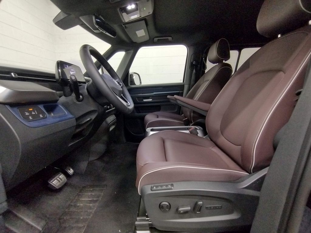 2025 Volkswagen ID. Buzz Pro S