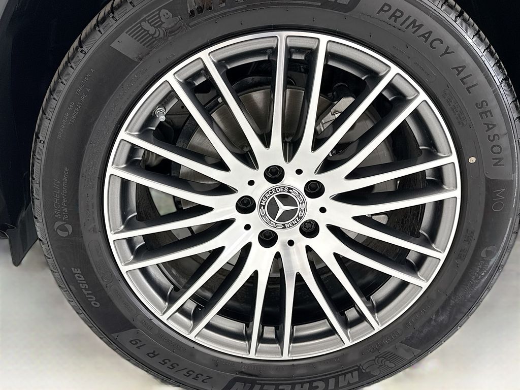 Thumbnail: 2026 Mercedes-Benz GLC - 28