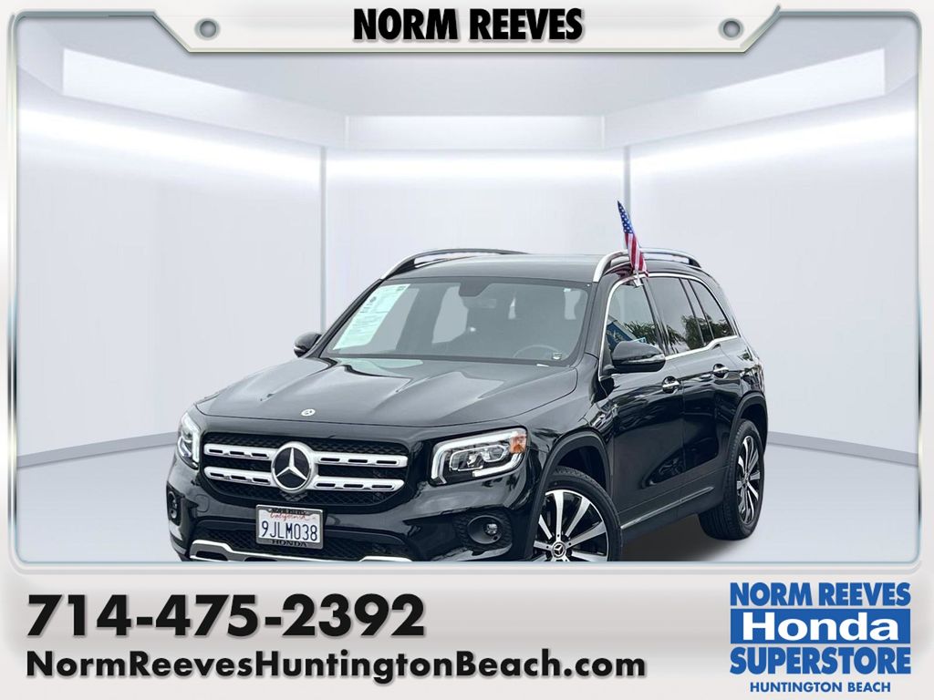 Black 2023 Mercedes-Benz GLB SUV / Crossover Front-Wheel Drive 8-Speed Dual Clutch
