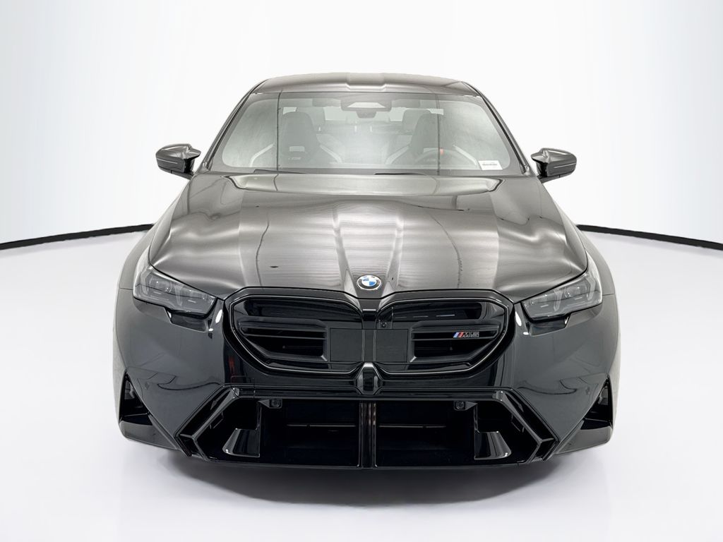 Thumbnail: 2027 BMW M5 - 2