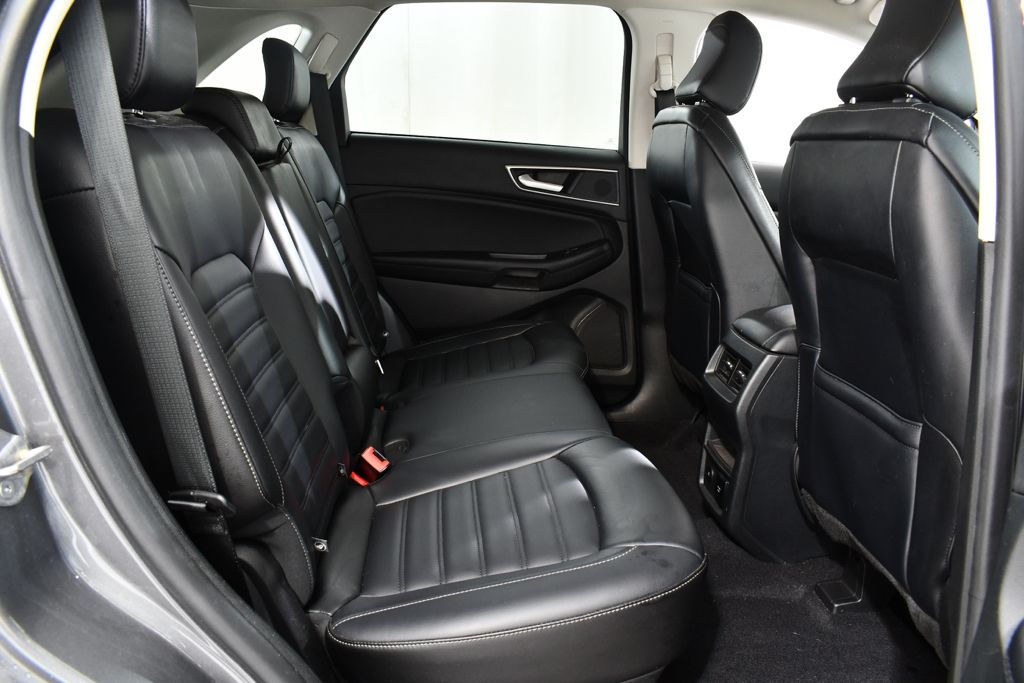 Used 2023 Gray Ford SEL image 19