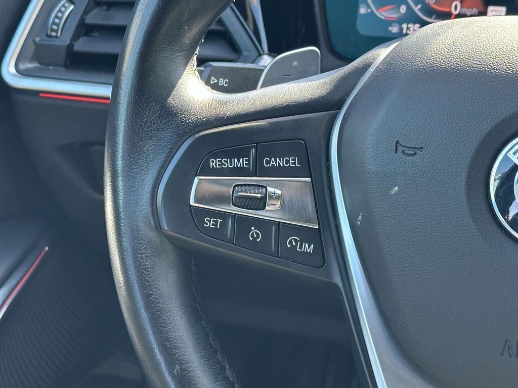 2022 BMW 3 Series 330i xDrive 15