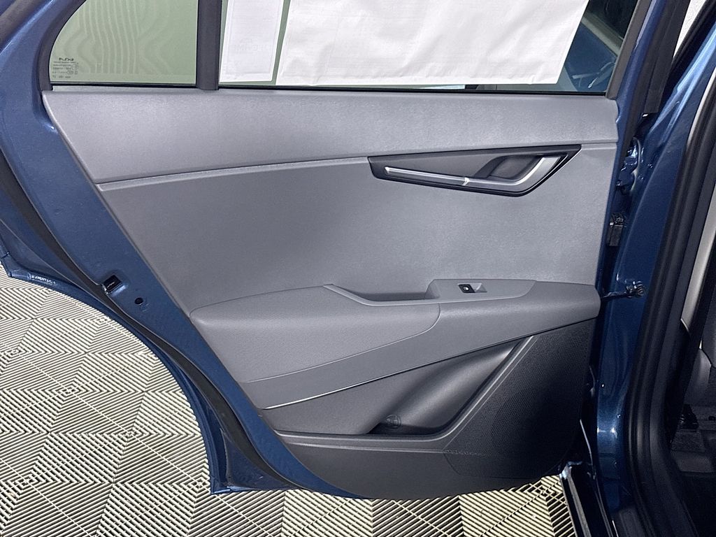 2025 Kia Niro EX