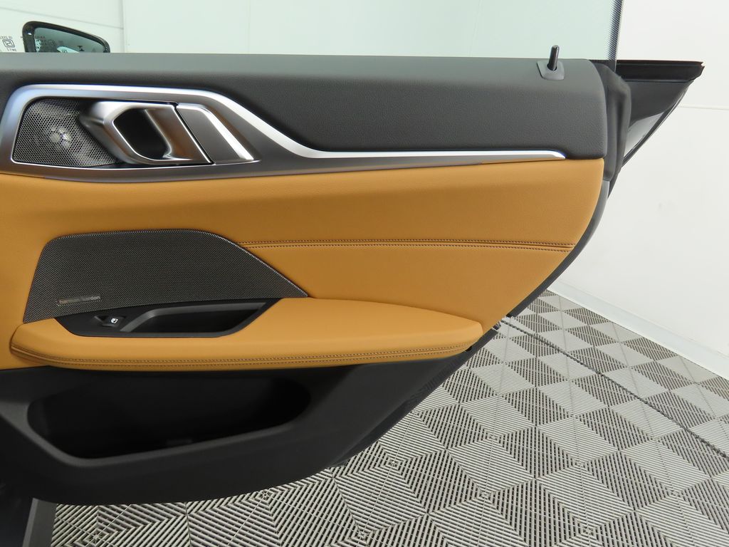 Thumbnail: 2026 BMW i4 - 27