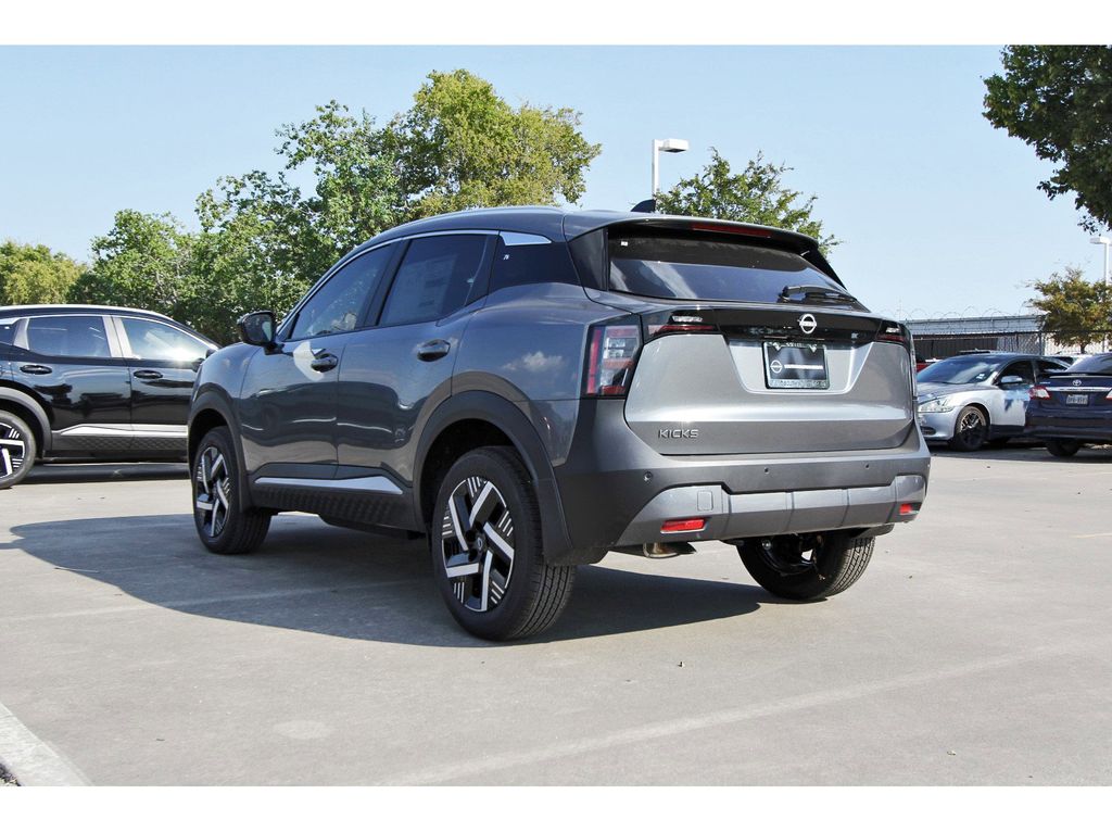 2026 Nissan Kicks SV - 2