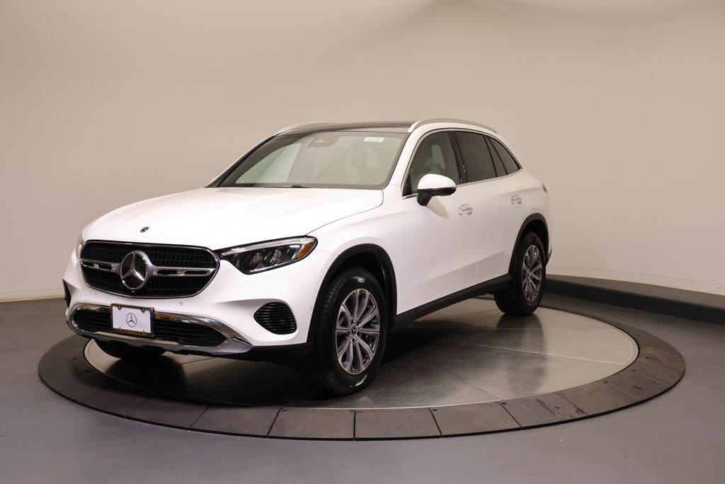 Thumbnail: 2026 Mercedes-Benz GLC - 3