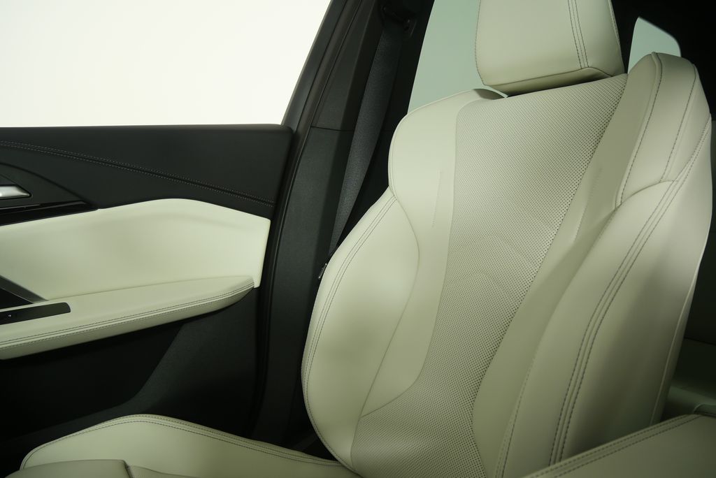 Thumbnail: 2026 BMW X1 - 22