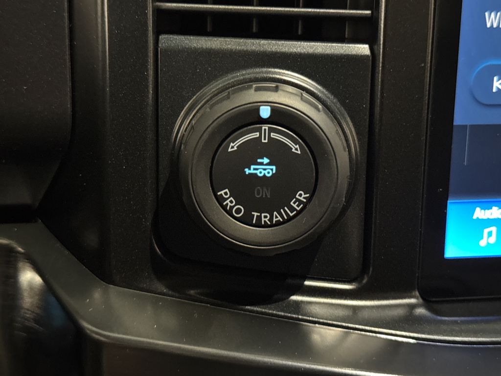 New 2026 Black Ford Lariat image 32