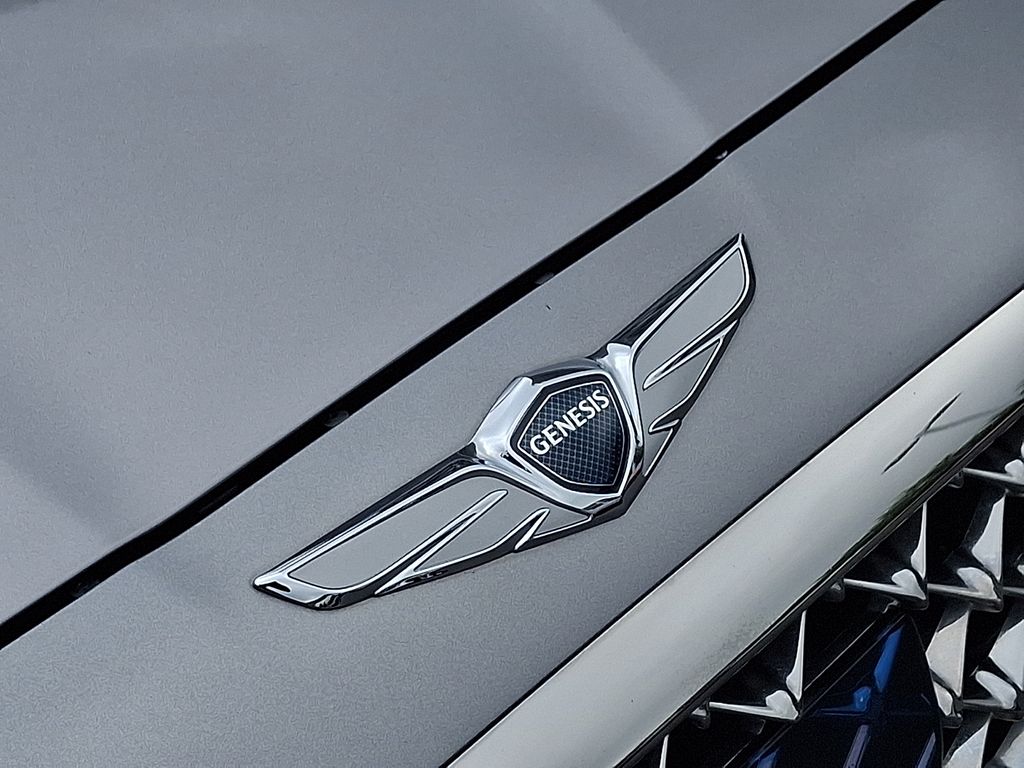 Thumbnail: 2020 Genesis G70 - 29