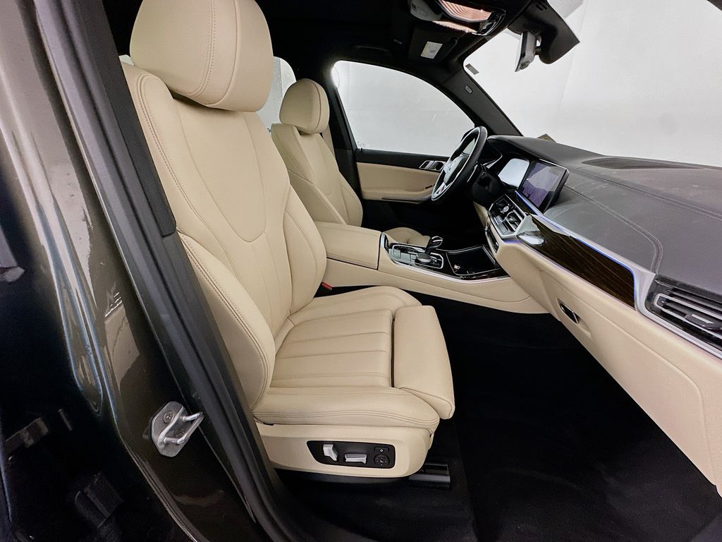2020 BMW X5 xDrive40i 28