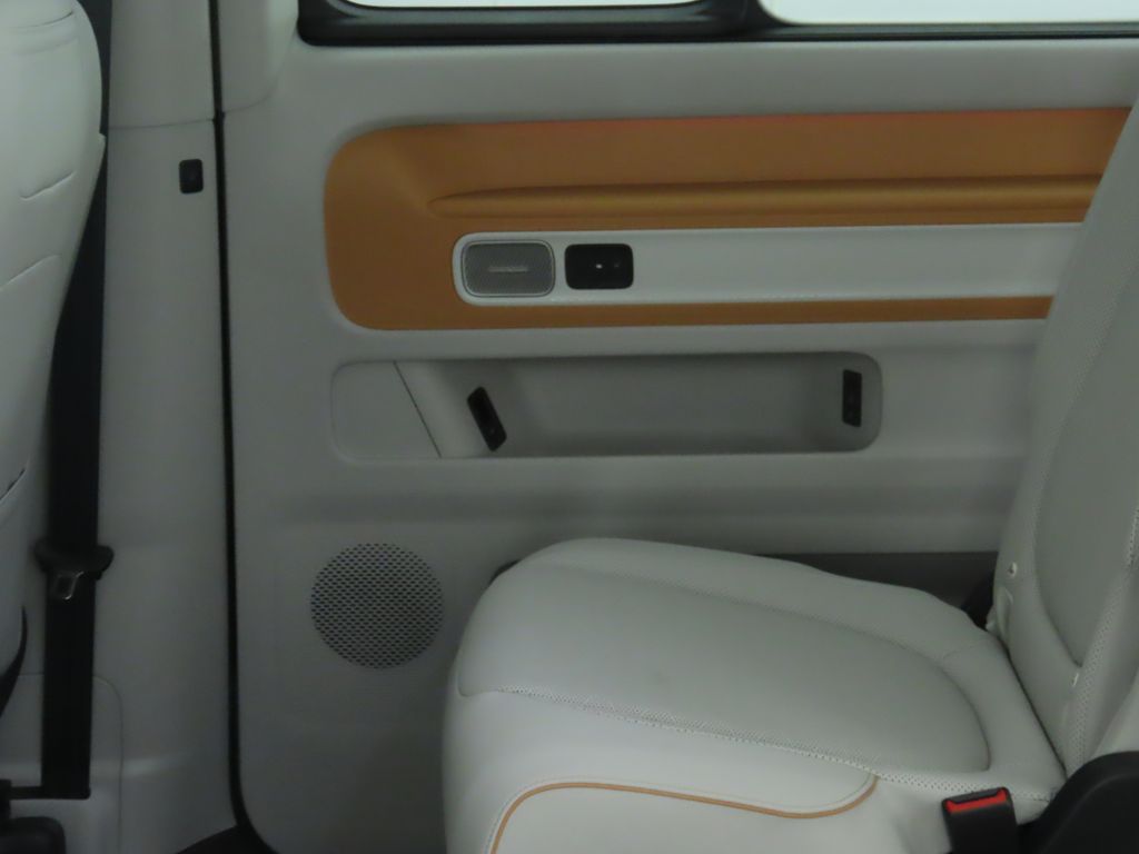 Thumbnail: 2025 Volkswagen ID.Buzz - 27