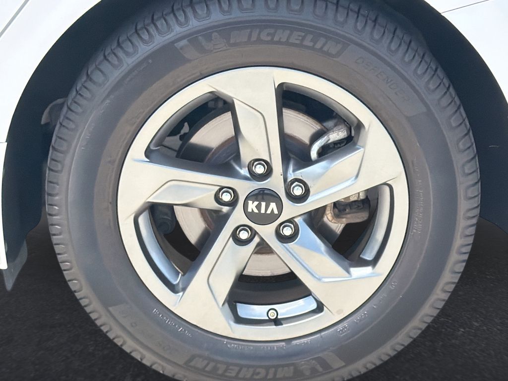 Thumbnail: 2021 Kia K5 - 31
