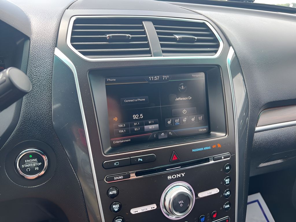 2016 Ford Explorer