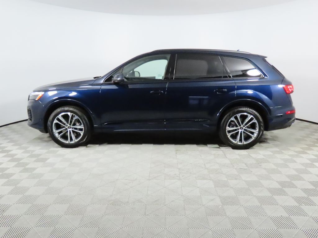 Thumbnail: 2026 Audi Q7 - 2