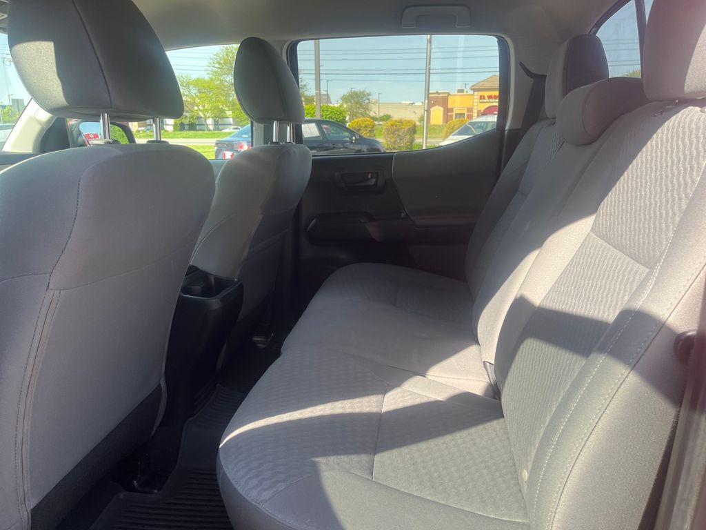 2022 Toyota Tacoma SR photo