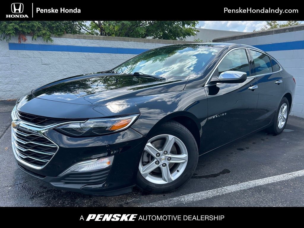 Thumbnail: 2019 Chevrolet Malibu - 1
