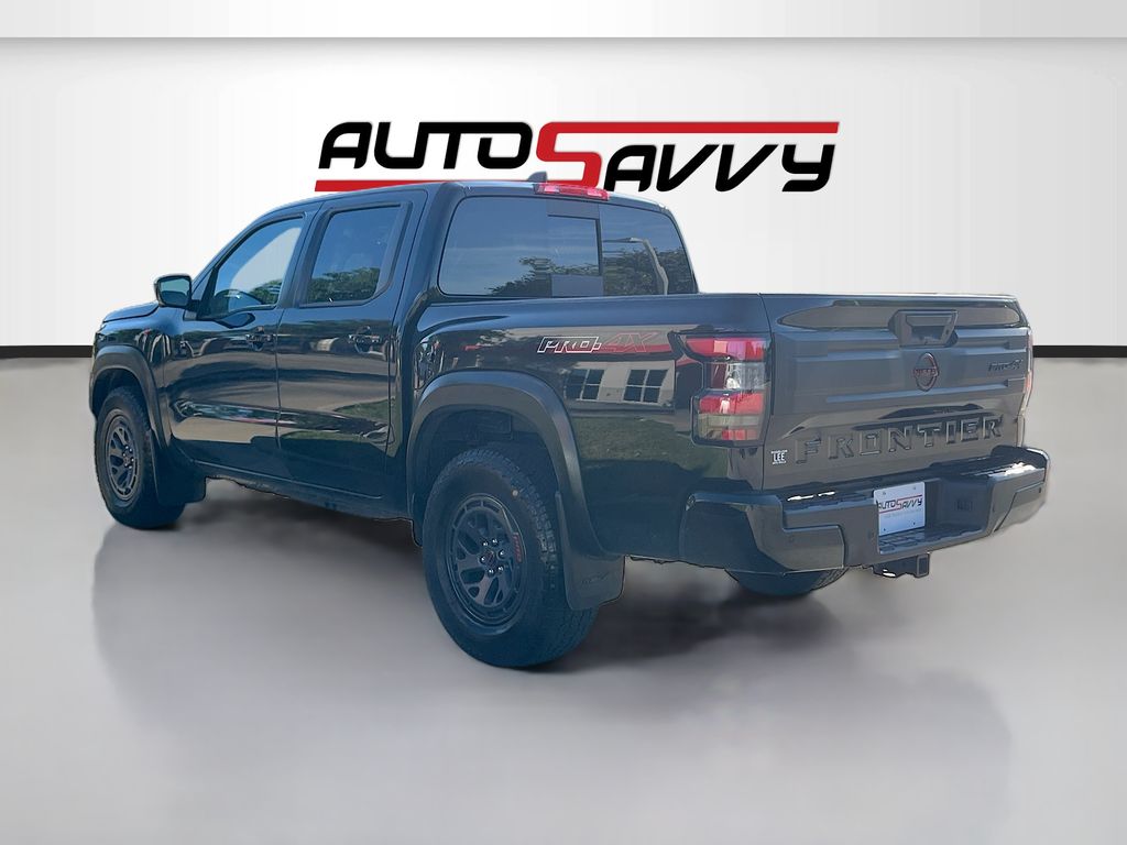 Used 2025 Black Nissan PRO-4X image 5