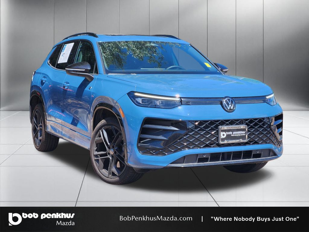 2025 Volkswagen Tiguan 2.0T SE R-Line Black