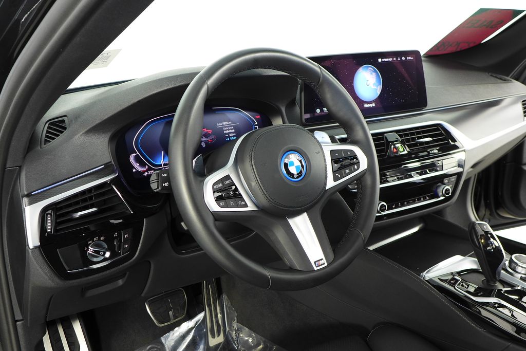 2022 BMW 5 Series 530e iPerformance 30