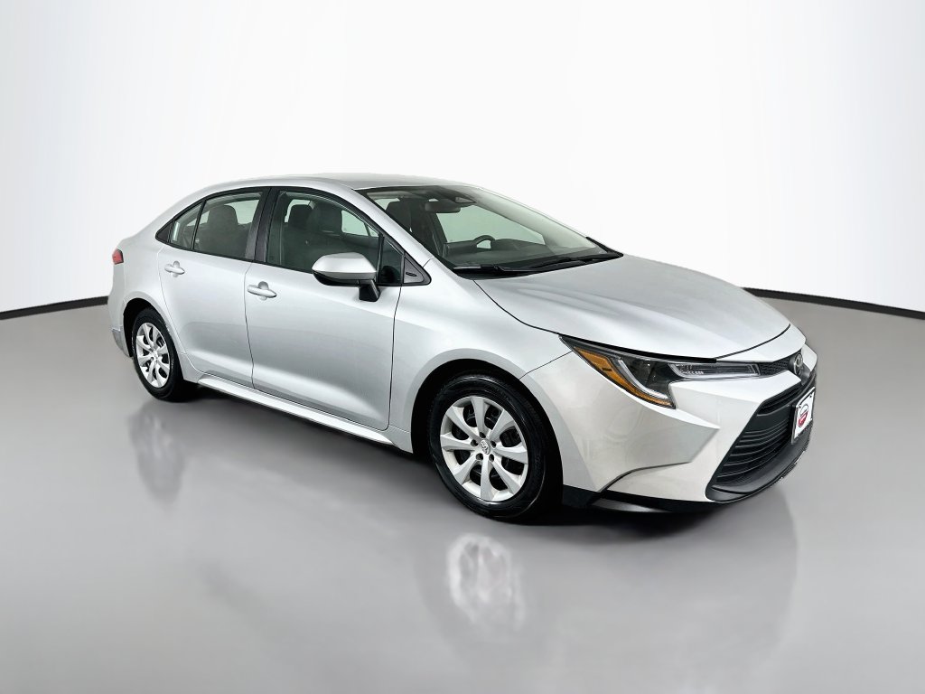 Thumbnail: 2024 Toyota Corolla - 3