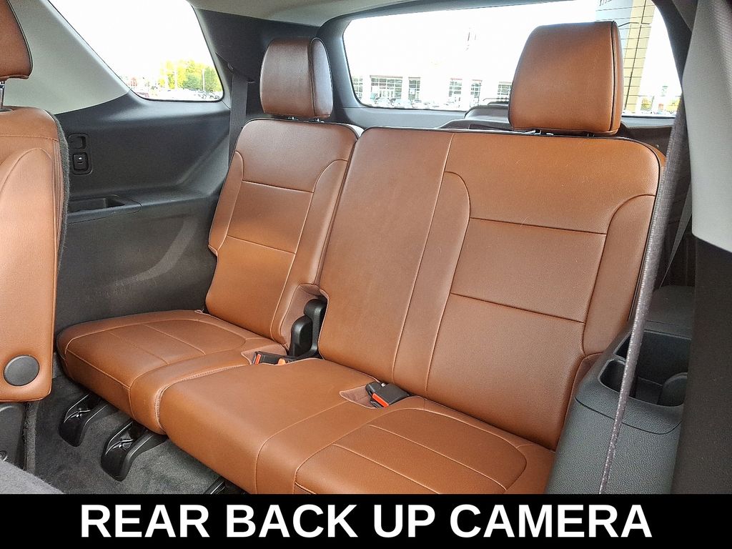 Thumbnail: 2020 Chevrolet Traverse - 12